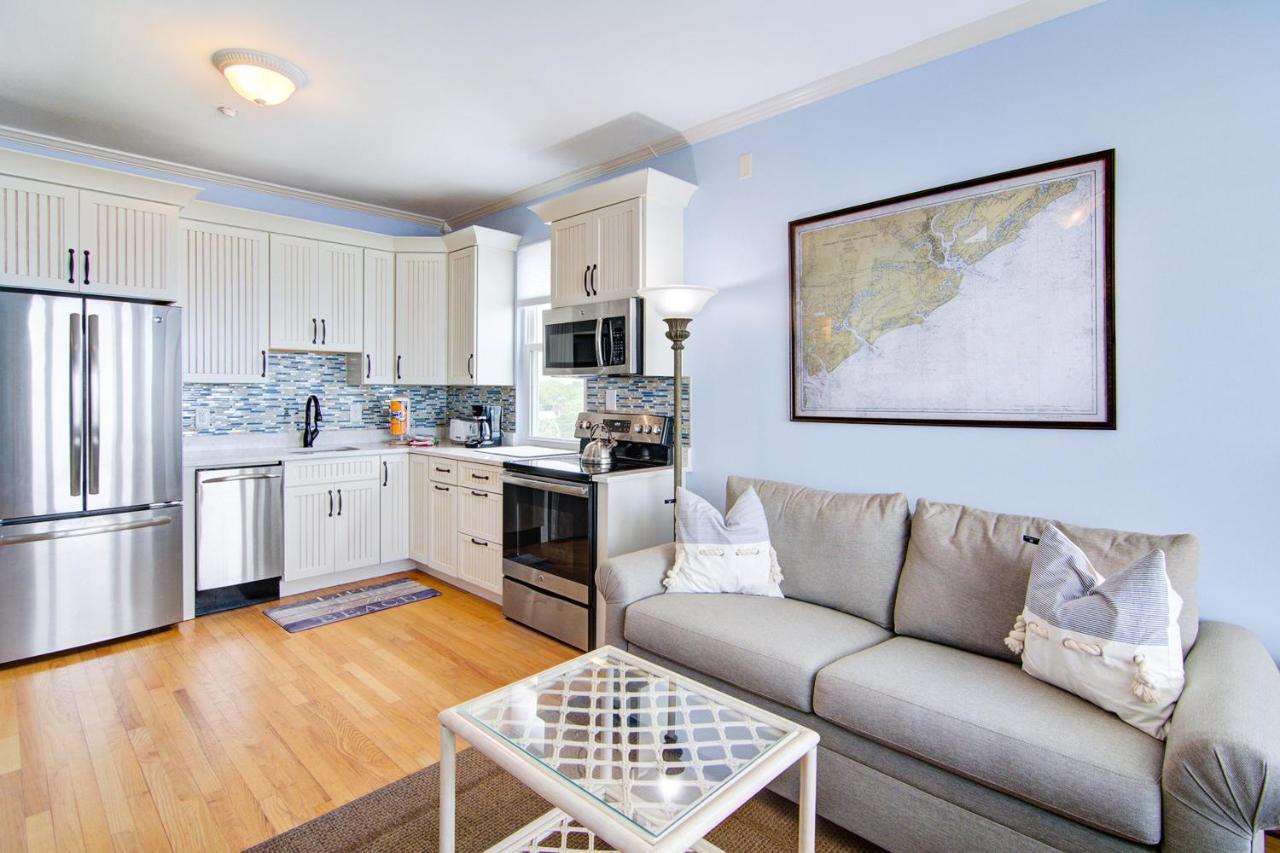 Folly Beach Suites Стая снимка