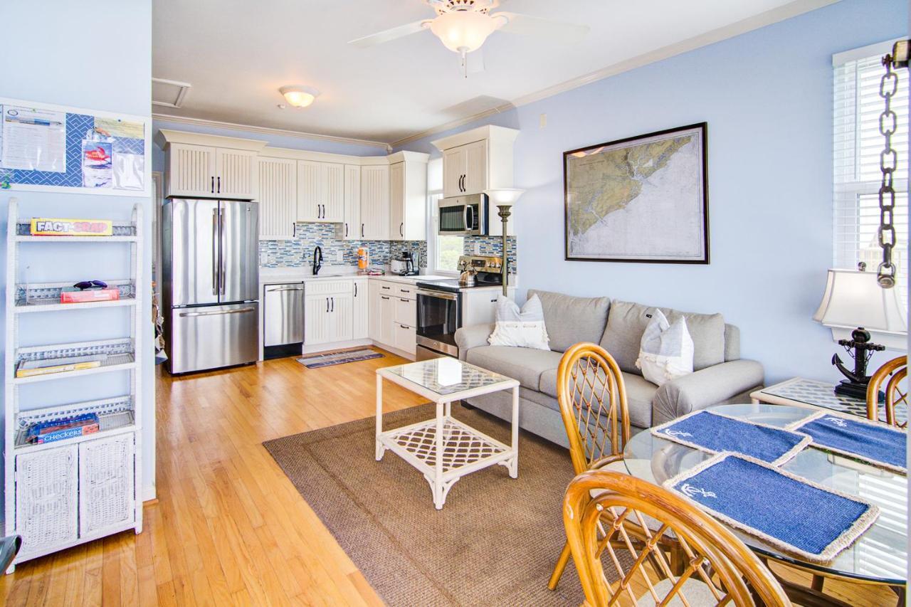 Folly Beach Suites Стая снимка